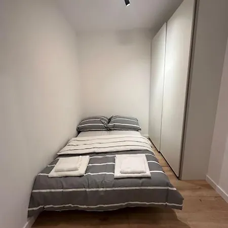 Appartement Nowoczesny Z Ogrodem