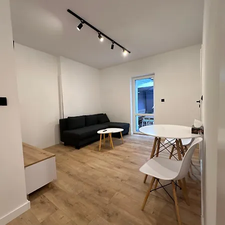 Nowoczesny Z Ogrodem * Krakau