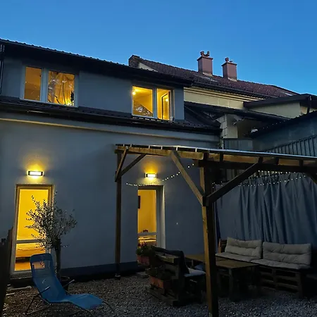 Appartement Nowoczesny Z Ogrodem