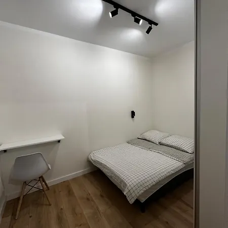 Apartman Nowoczesny Z Ogrodem Krakkó